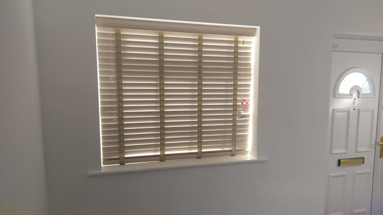 Modern living room with custom venetian blinds